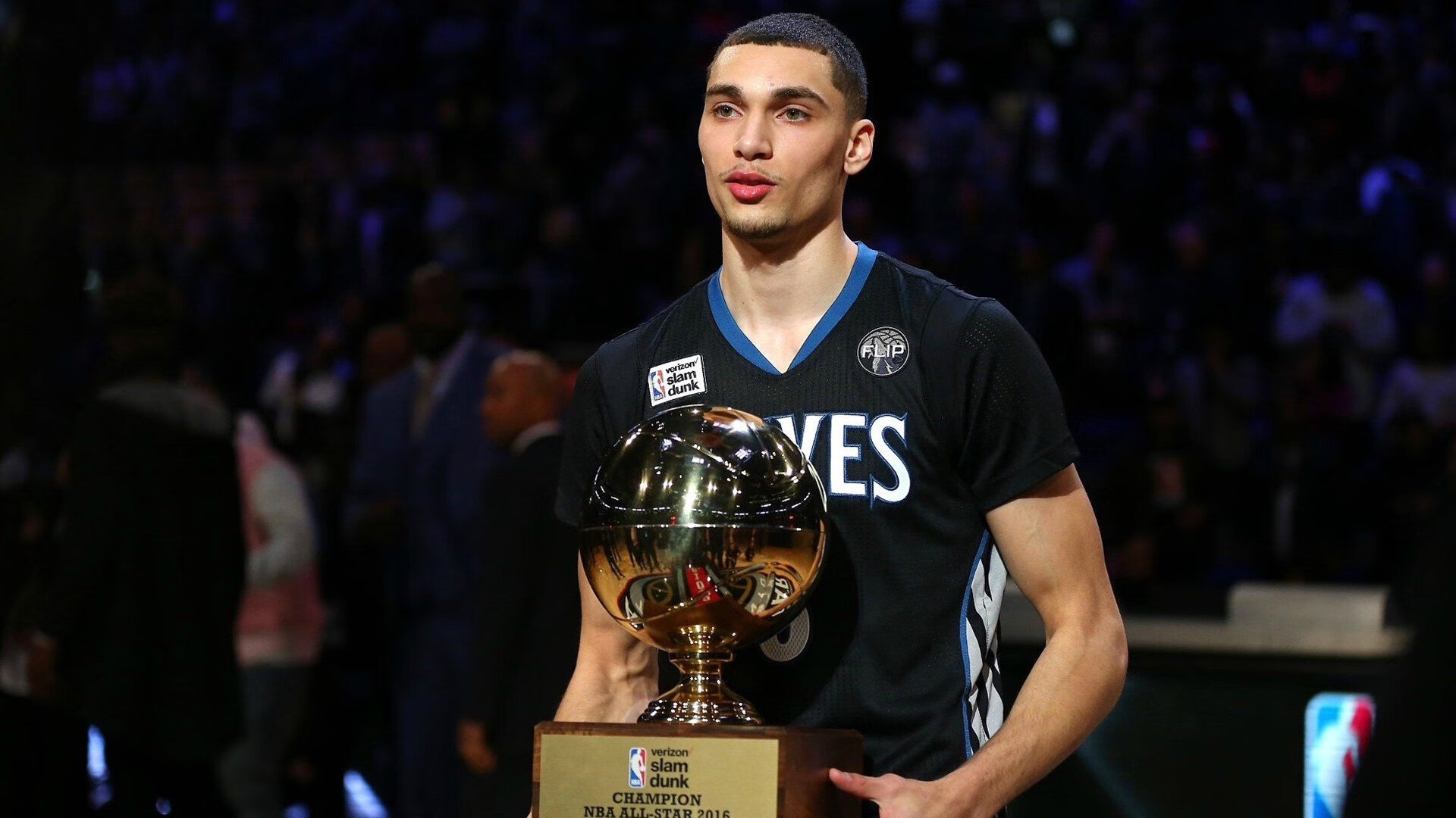 体育场馆建设加速推进